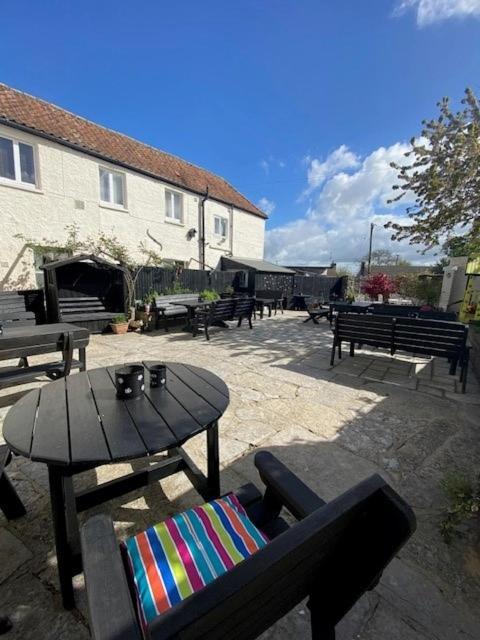 The Ilchester Arms Hotel, Ilchester Somerset Exterior foto